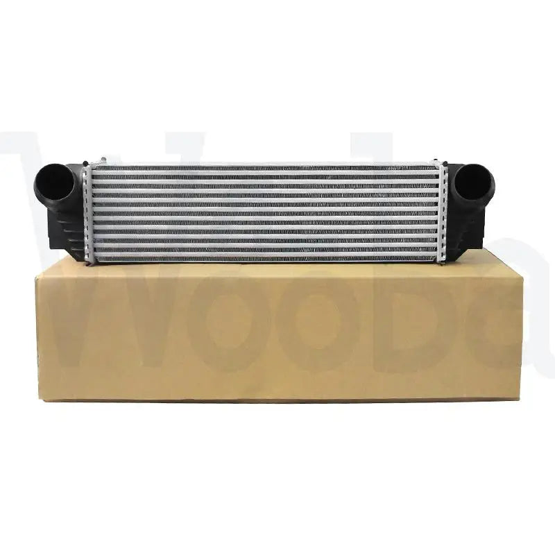 Wooba Intercooler Charge Air Cooler 17117805629 for BMW 5 7 Series F10 G30 F01 535I 2011-2016 535I GT Xdrive 740I 740Li